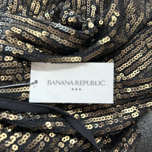 Banana Republic NWT Black and Gold Sequin Cowl Neck Cami Size XS - Picture 6 of 10